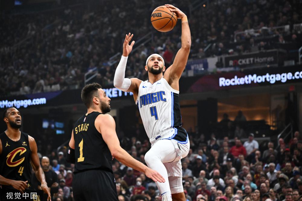 人更是表示 人更是表示